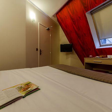 Hotel Riviera Renovated Parigi Esterno foto