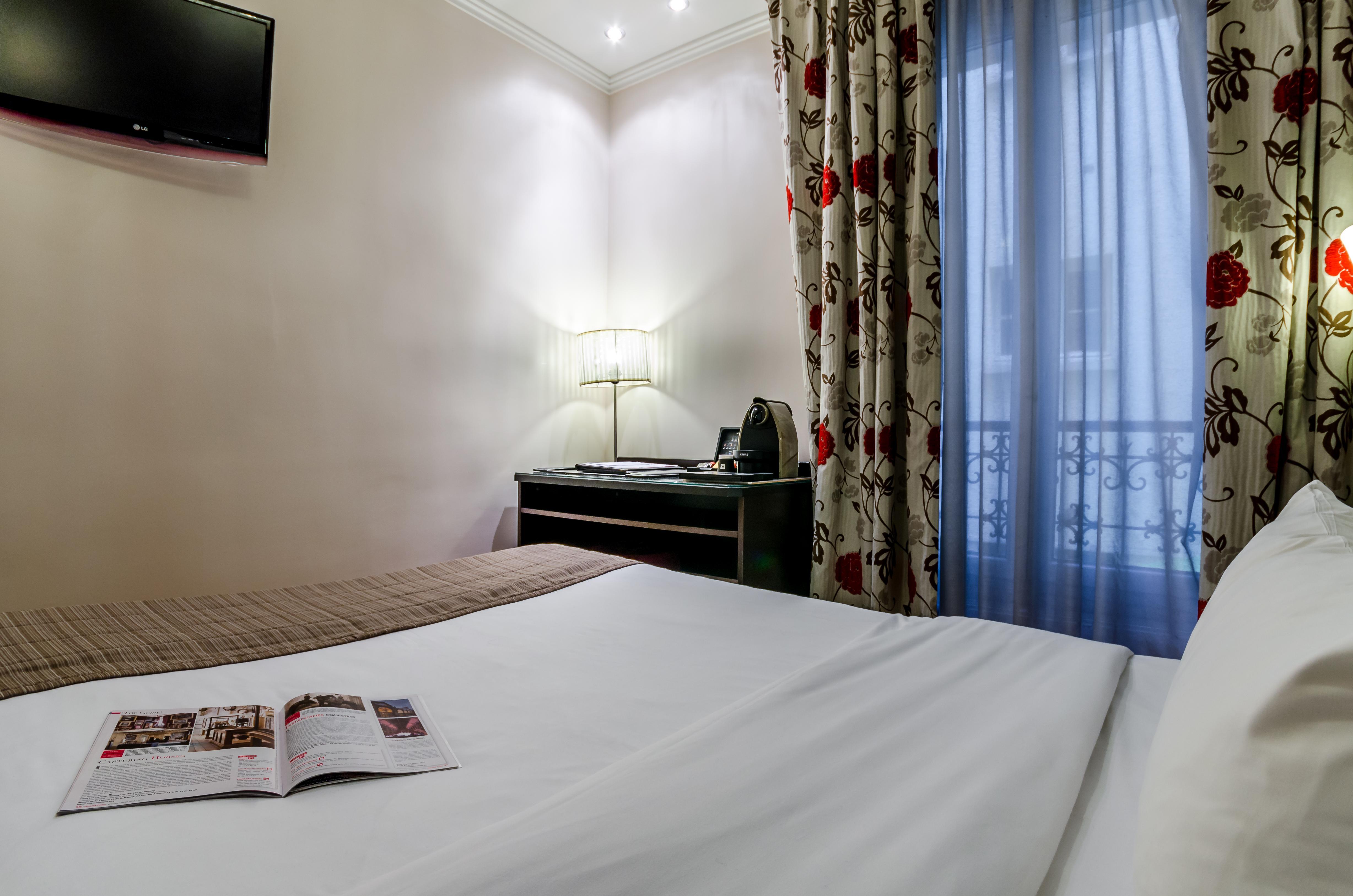 Hotel Riviera Renovated Parigi Esterno foto