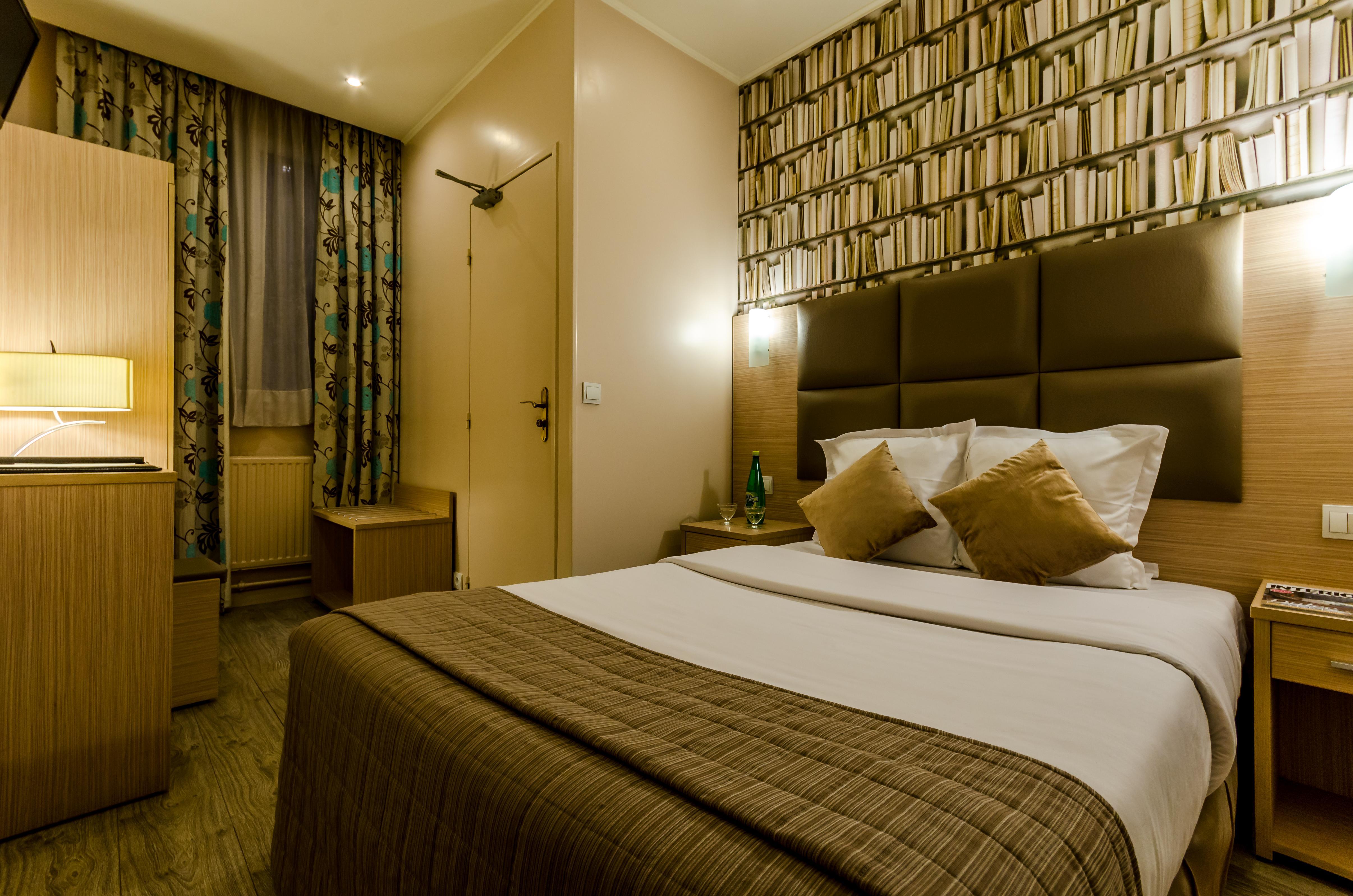 Hotel Riviera Renovated Parigi Esterno foto