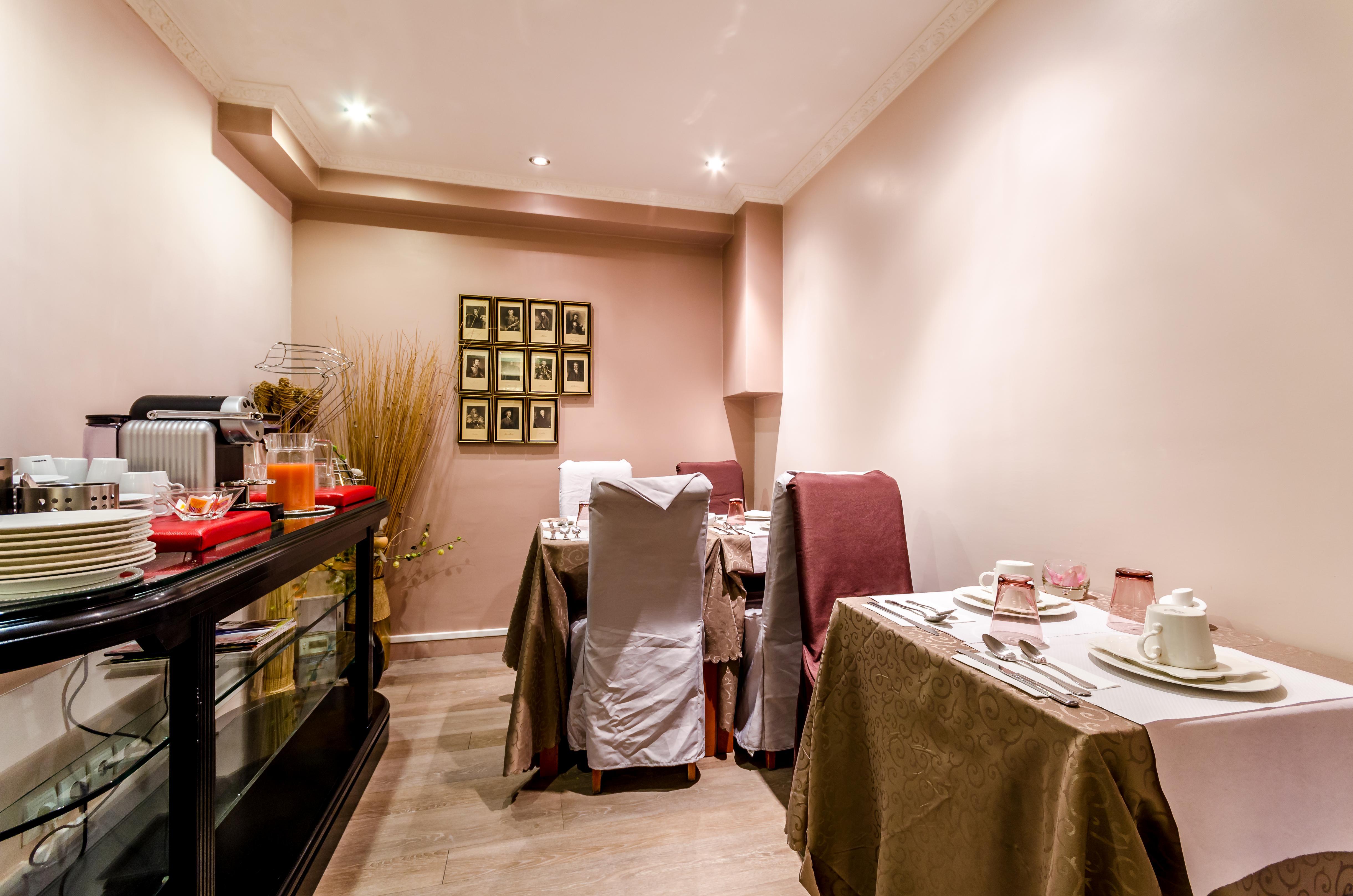 Hotel Riviera Renovated Parigi Esterno foto