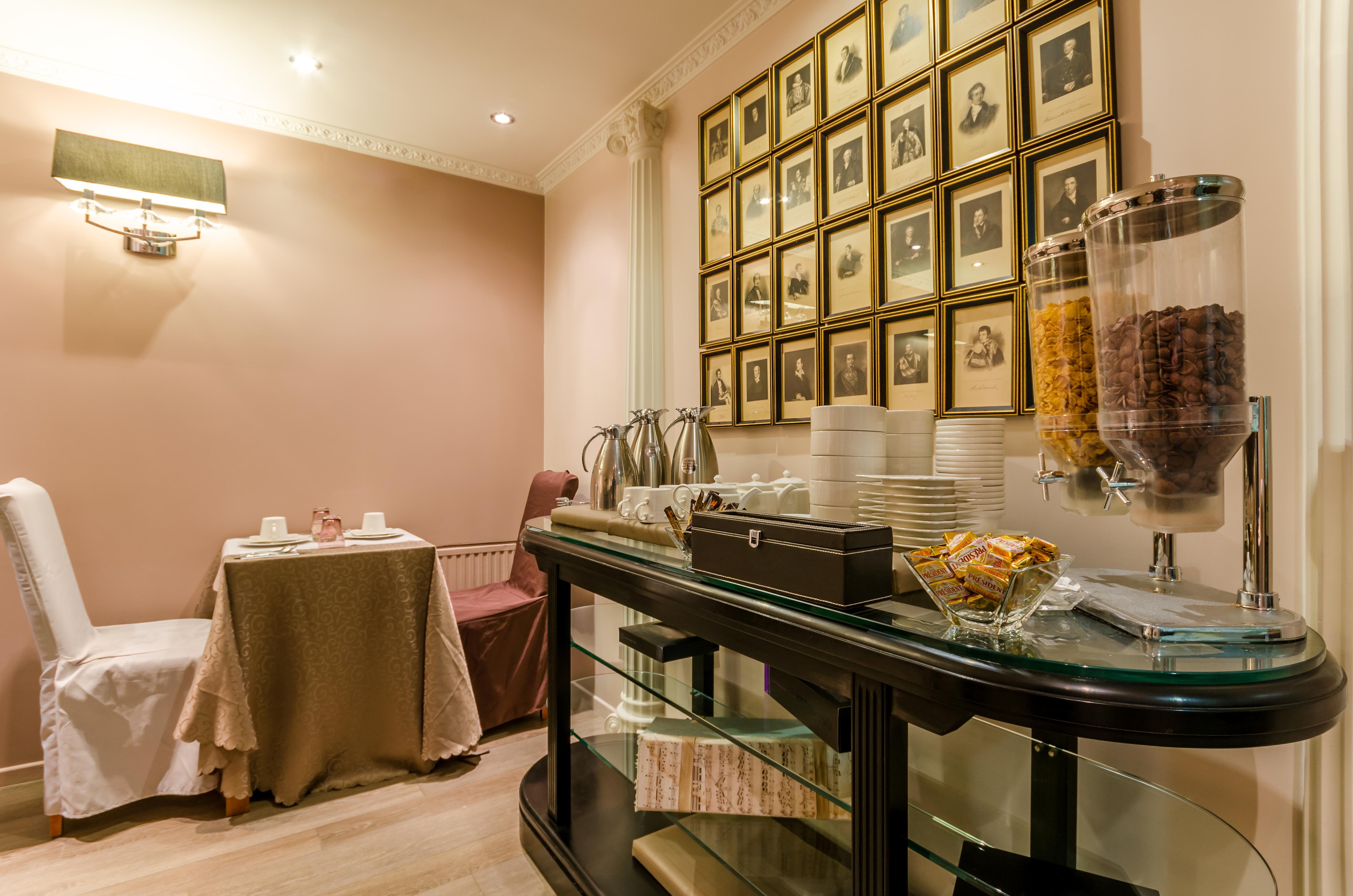 Hotel Riviera Renovated Parigi Esterno foto