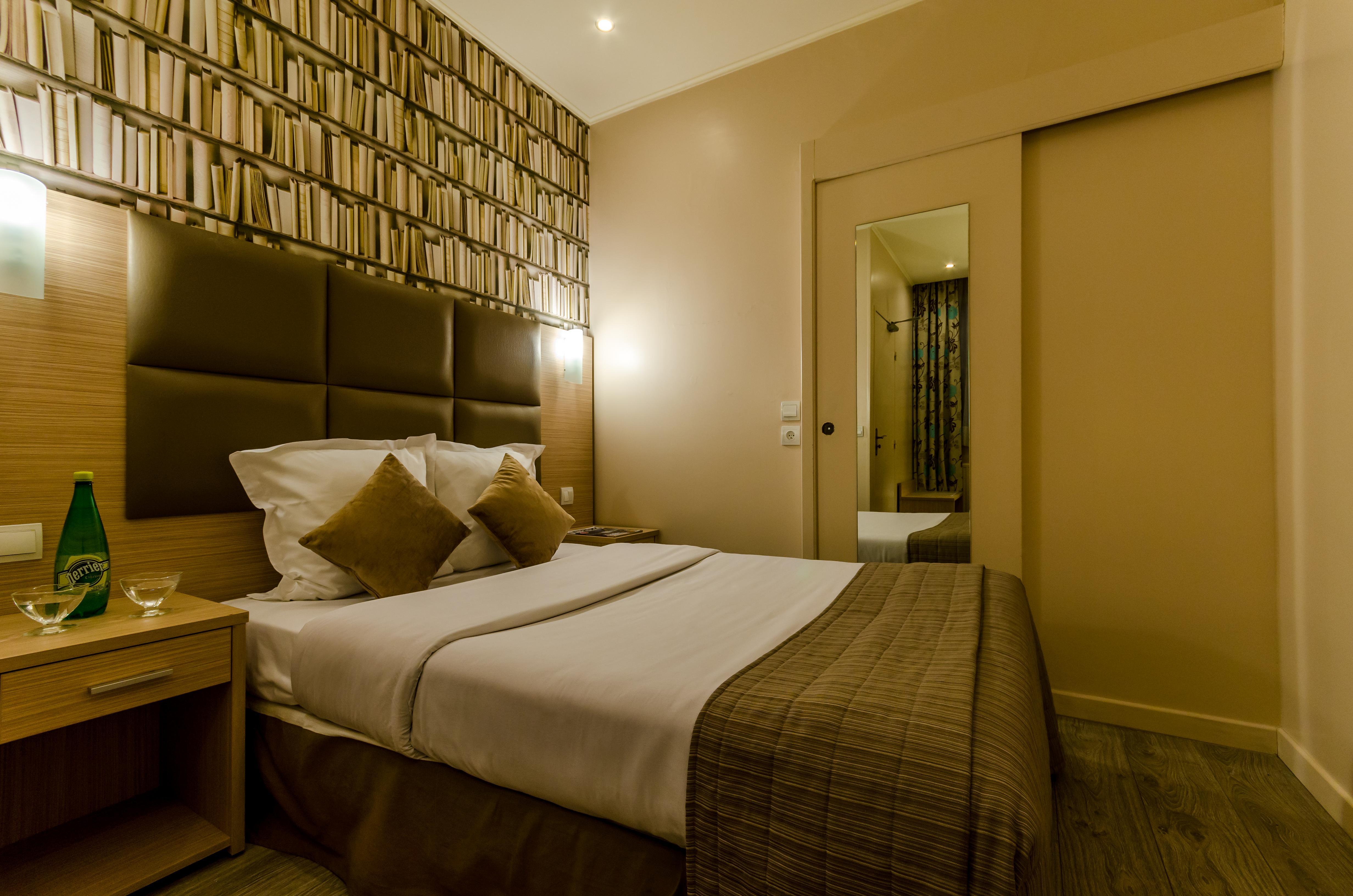 Hotel Riviera Renovated Parigi Esterno foto