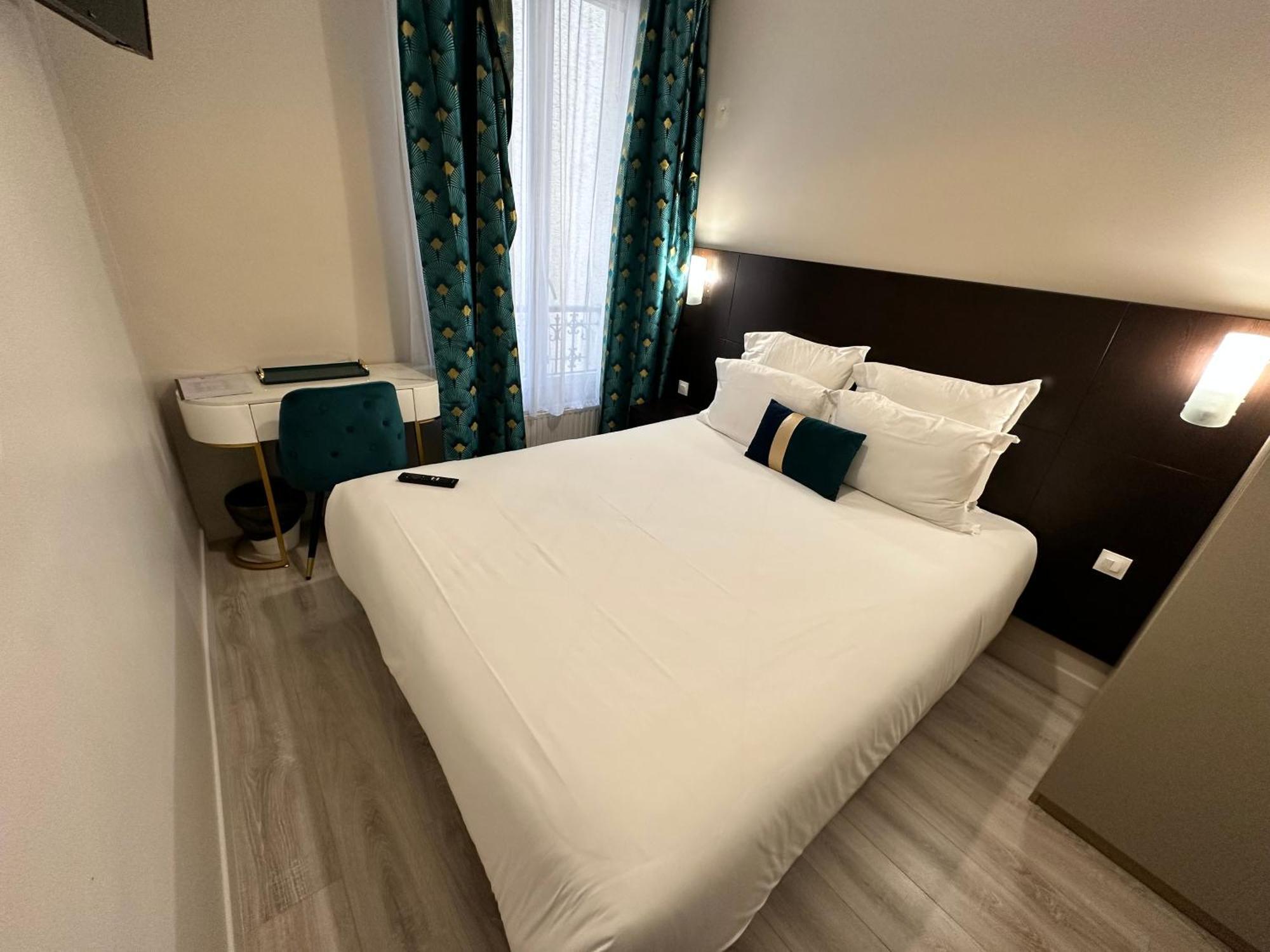 Hotel Riviera Renovated Parigi Esterno foto