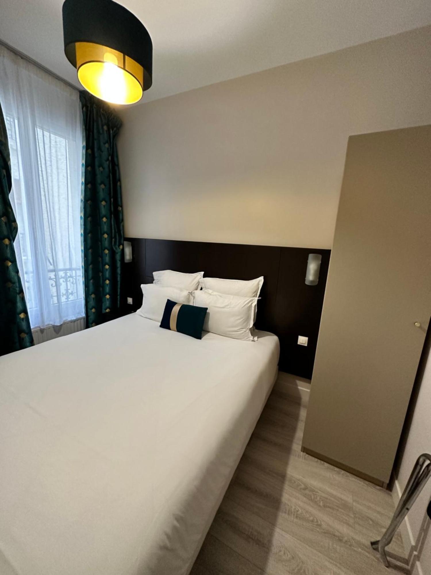 Hotel Riviera Renovated Parigi Esterno foto