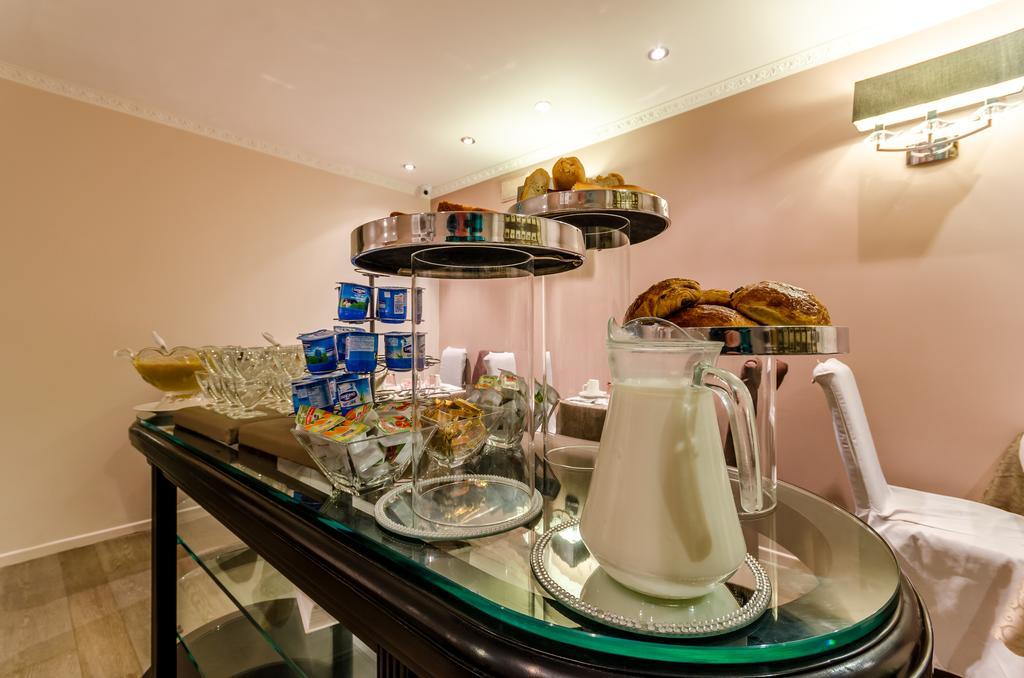 Hotel Riviera Renovated Parigi Esterno foto