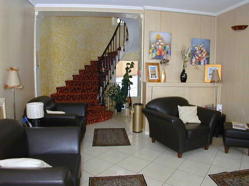 Hotel Riviera Renovated Parigi Esterno foto