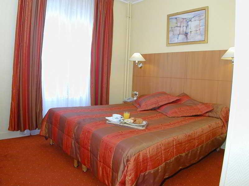 Hotel Riviera Renovated Parigi Esterno foto