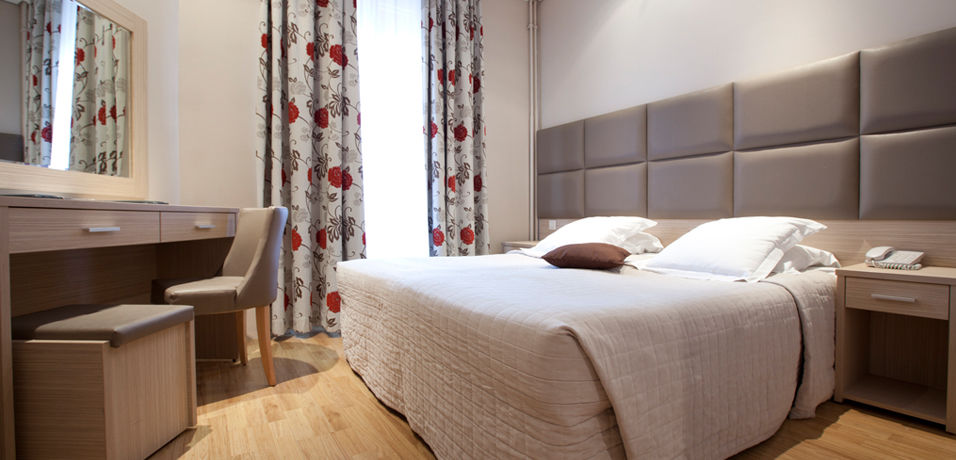 Hotel Riviera Renovated Parigi Esterno foto
