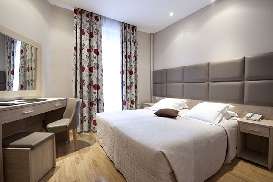 Hotel Riviera Renovated Parigi Esterno foto